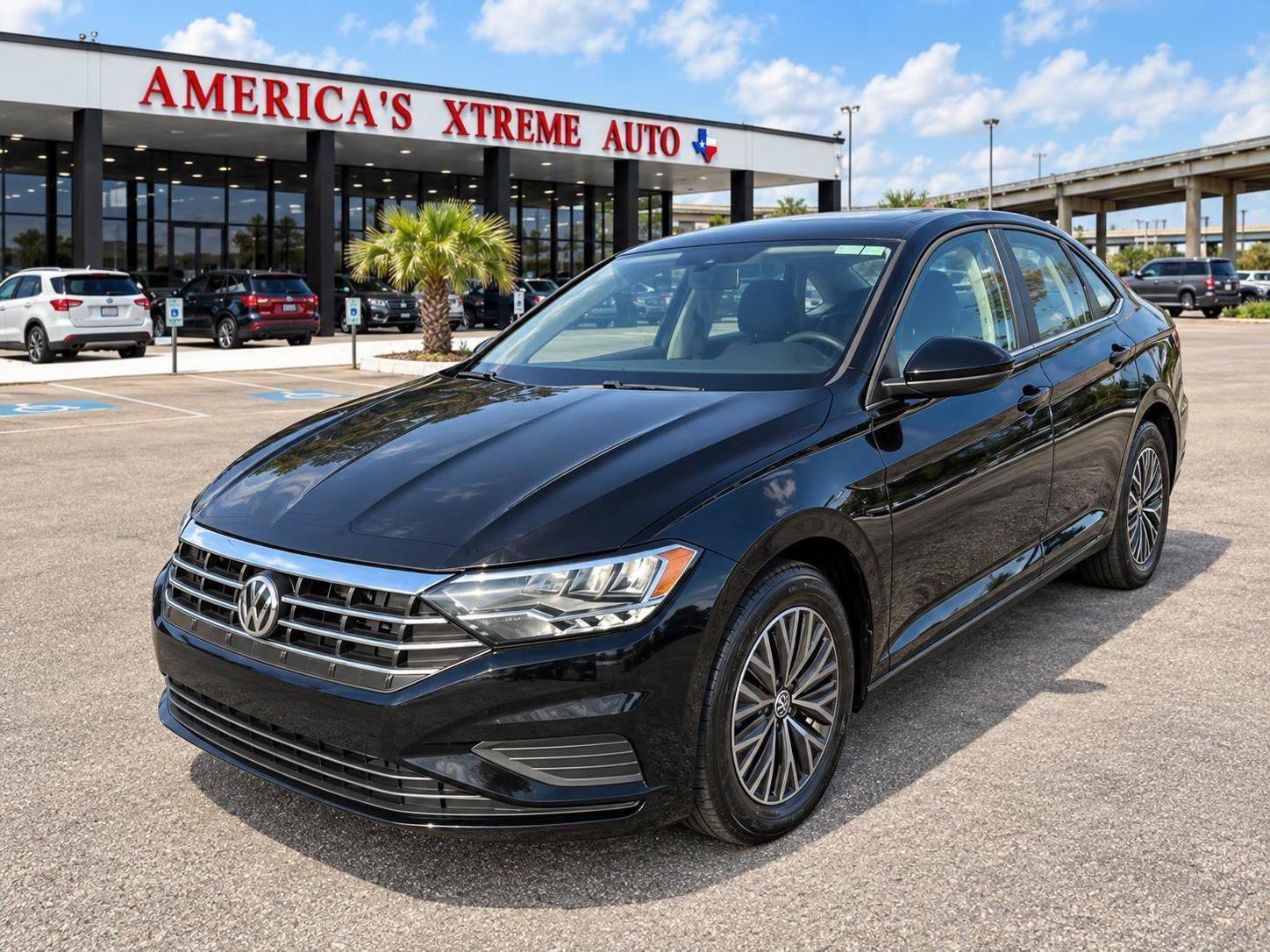 Used 2021 Volkswagen Jetta FWD image 2