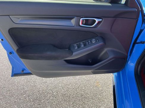 Used 2024 Honda Civic Type R image 13