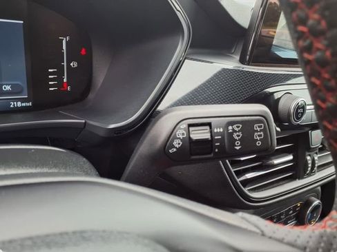 Used 2023 Ford Escape ST-Line image 24