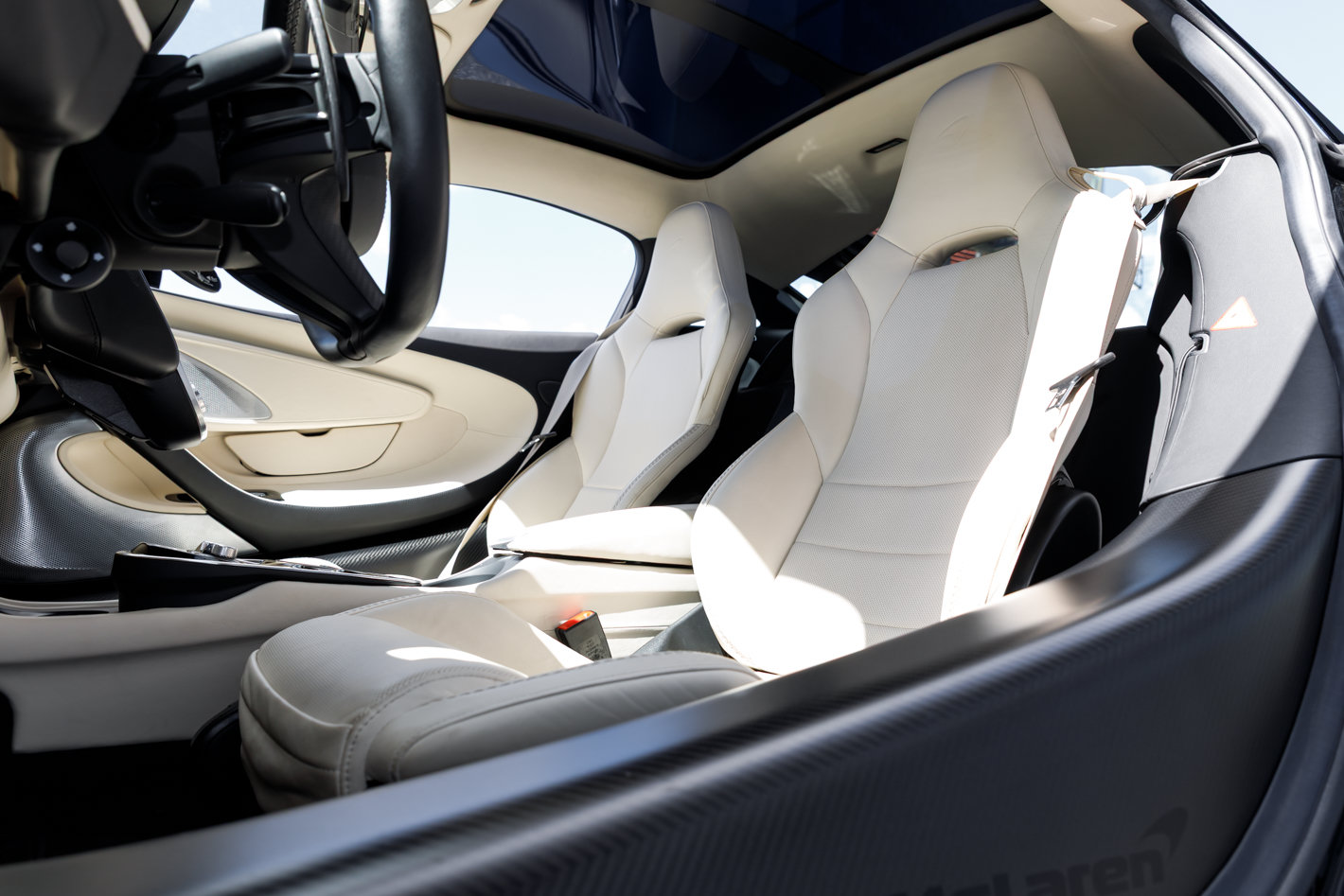 Used 2021 McLaren GT RWD image 29