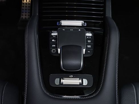 New 2026 Mercedes-Benz GLS 450 4MATIC image 19