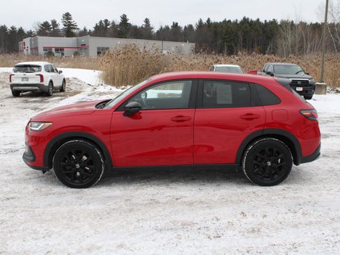 Certified 2024 Honda HR-V Sport image 5