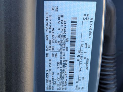 Used 2023 Lincoln Corsair Standard w/ Equipment Group 101A image 43