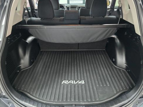 Used 2017 Toyota RAV4 XLE image 36