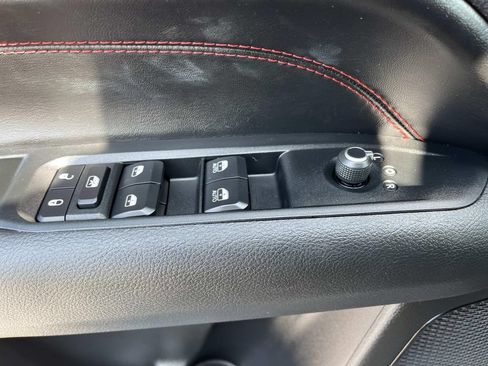 Used 2022 Jeep Compass Trailhawk w/ Sun and Sound Group AWD/4WD image 28