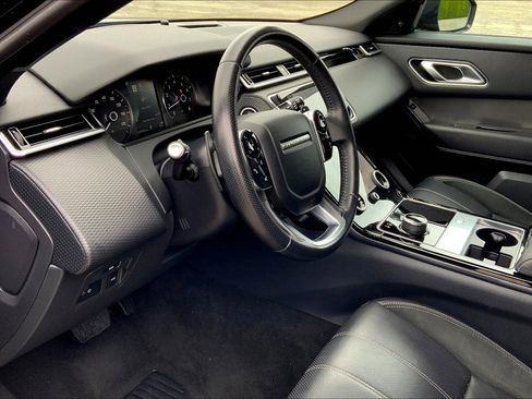Used 2020 Land Rover Range Rover Velar S image 17