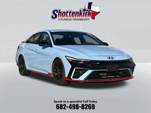 Used 2025 Hyundai Elantra N FWD image 3