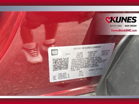 Used 2025 Chevrolet Trax LS image 23