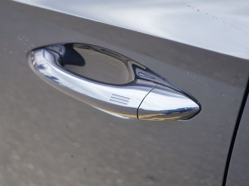 Used 2025 Hyundai Tucson Limited AWD/4WD image 10