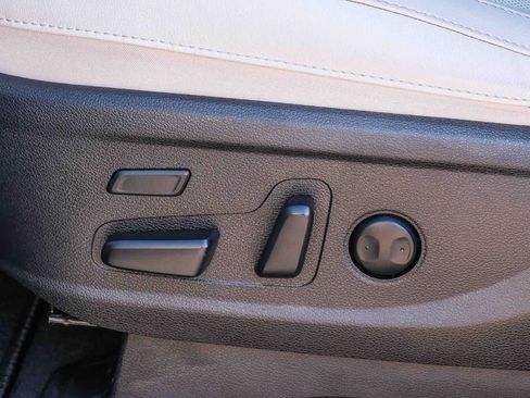 Used 2022 Kia Telluride SX FWD image 26