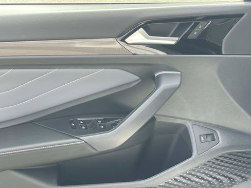 New 2026 Volkswagen Jetta SEL FWD image 20