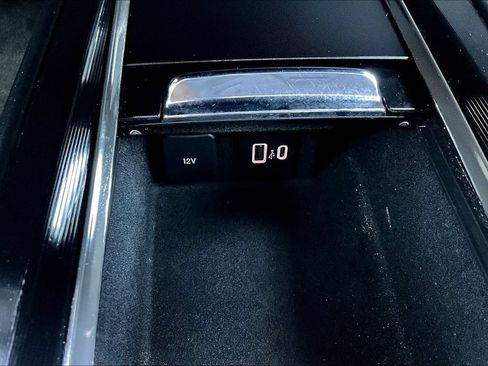 Used 2022 Lincoln Corsair FWD w/ Equipment Group 101A image 17