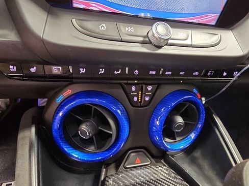 Used 2016 Chevrolet Camaro SS RWD image 22