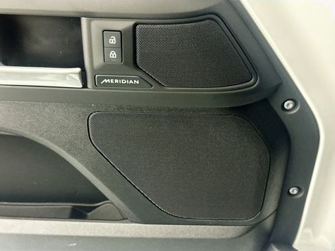 New 2026 Land Rover Defender 110 S AWD/4WD image 18