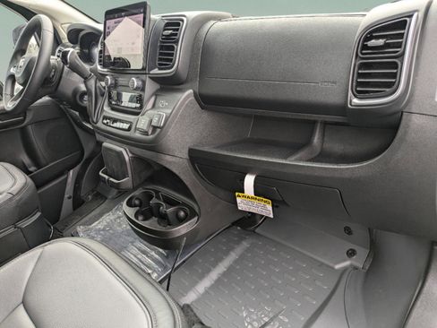 New 2025 RAM ProMaster 3500 w/ Leather Interior Group image 11