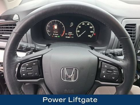 Used 2025 Honda Odyssey Elite image 4