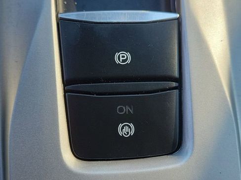 Certified 2023 Ford Explorer XLT w/ Equipment Group 202A image 17