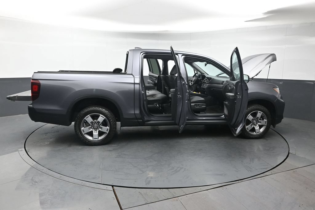 Certified 2025 Honda Ridgeline RTL image 50