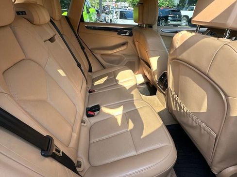 Used 2015 Porsche Macan S AWD/4WD image 2