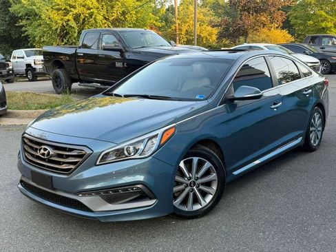 Used 2017 Hyundai Sonata Limited w/ Tech Package 03 FWD image 2