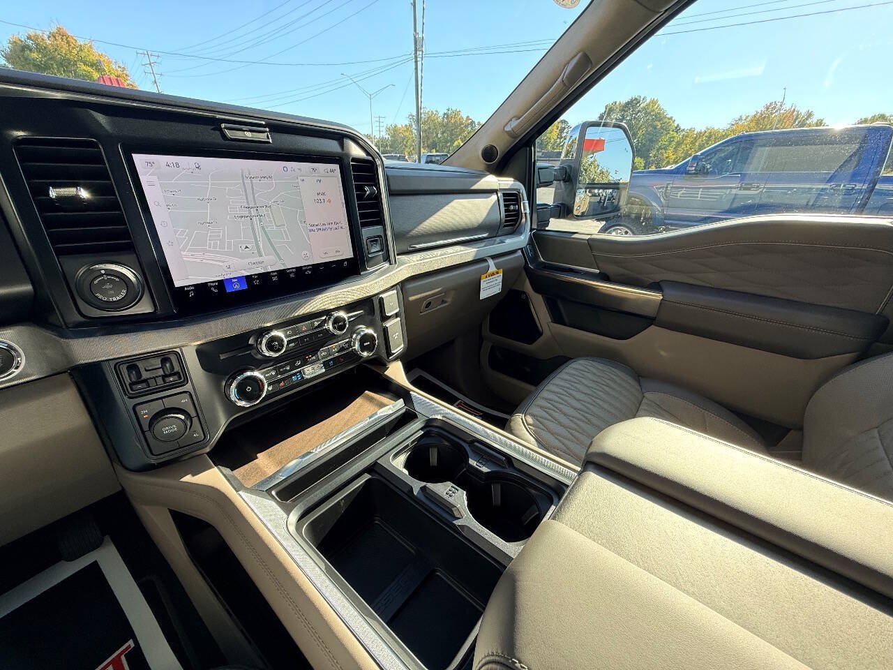 Used 2027 Ford F450 Platinum w/ Platinum Plus Package AWD/4WD image 30