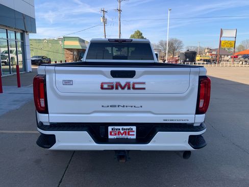 Certified 2021 GMC Sierra 3500 Denali w/ Denali Ultimate Package image 10