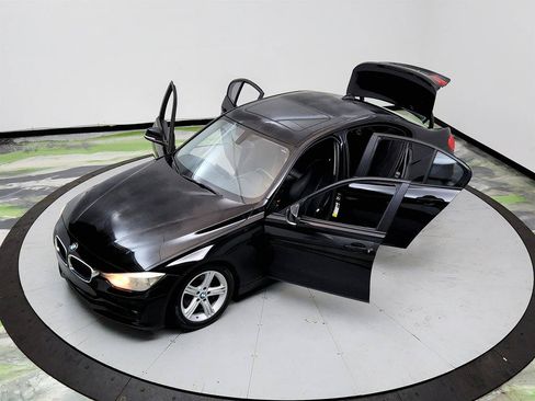 Used 2014 BMW 328i Sedan RWD image 32