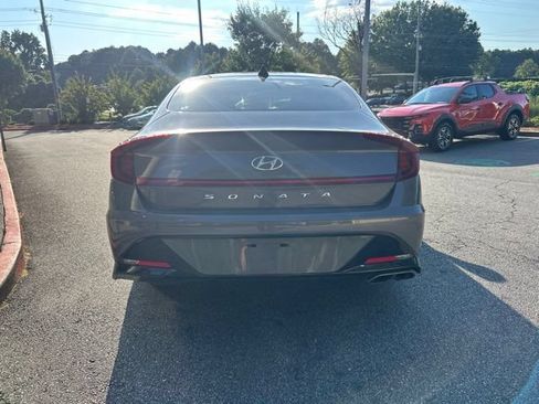 Certified 2022 Hyundai Sonata SEL w/ Convenience Package FWD image 4