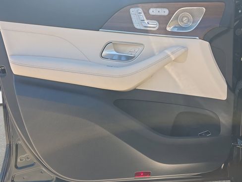 Certified 2023 Mercedes-Benz GLE 350 4MATIC image 26