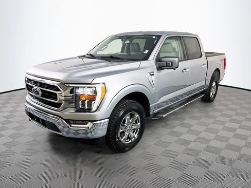 Used 2022 Ford F150 XLT w/ Equipment Group 302A High AWD/4WD image 3