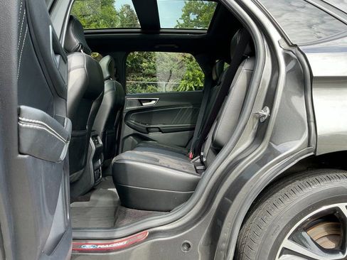 Used 2019 Ford Edge ST w/ Convenience Package image 15