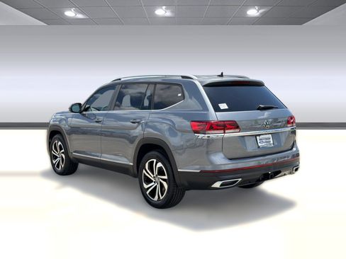 Used 2022 Volkswagen Atlas SEL AWD/4WD image 3