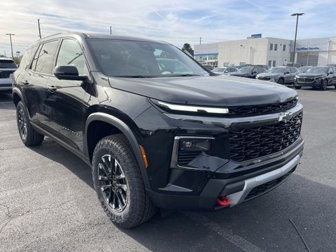 New 2026 Chevrolet Traverse Z71 image 1