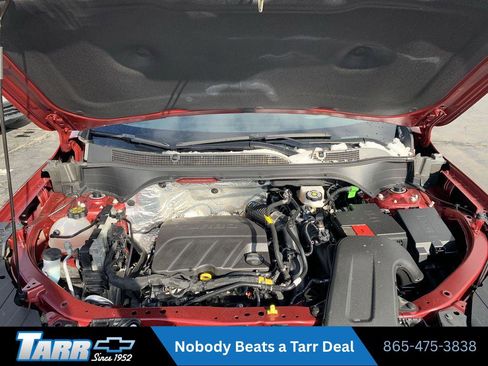 Used 2025 Chevrolet Trax LT w/ LT Convenience Package FWD image 17