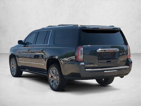 Used 2019 GMC Yukon XL Denali w/ Open Road Package RWD image 8