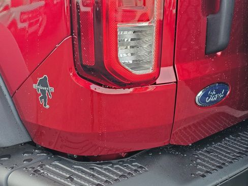 New 2025 Ford Bronco Heritage Edition AWD/4WD image 13