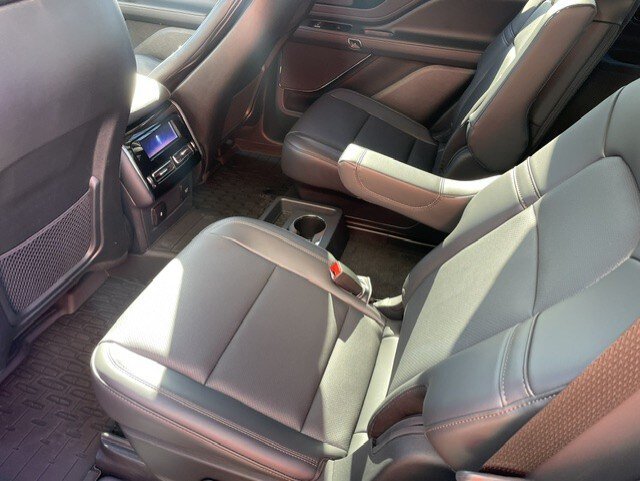 Used 2025 Lincoln Aviator AWD w/ Equipment Group 101A image 6