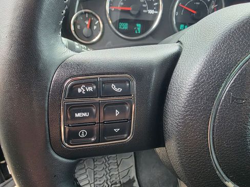 Used 2011 Jeep Wrangler Sport AWD/4WD image 8