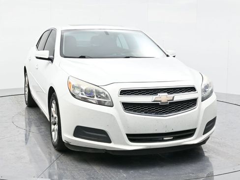 Used 2013 Chevrolet Malibu LT w/ Power Convenience Package image 4