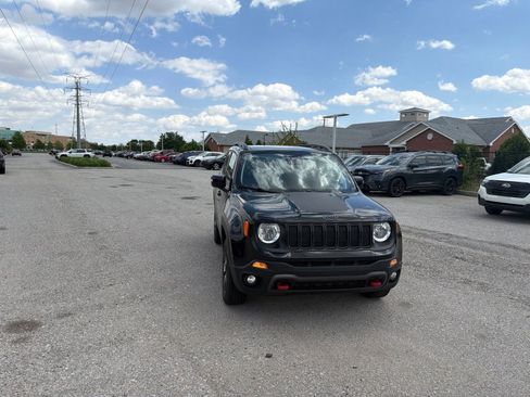 Used 2022 Jeep Renegade Trailhawk w/ Sun/Sound Group AWD/4WD image 14