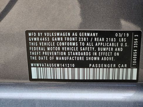 Used 2019 Volkswagen Golf R 4-Door AWD/4WD image 23
