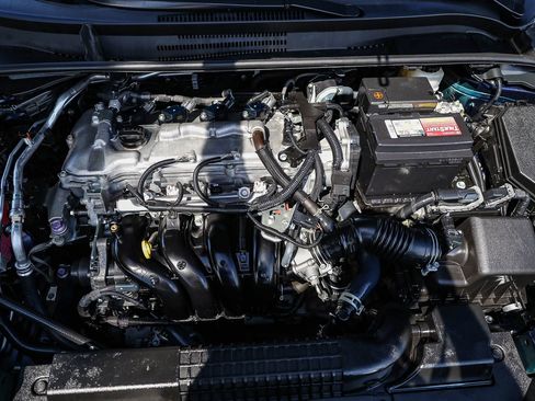 Certified 2022 Toyota Corolla XLE FWD image 27