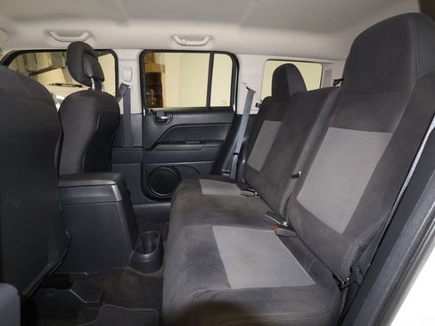 Used 2015 Jeep Patriot Sport w/ Power Value Group FWD image 14
