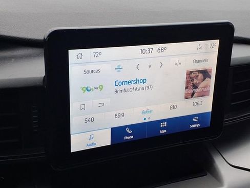 Used 2022 Ford Explorer XLT image 8