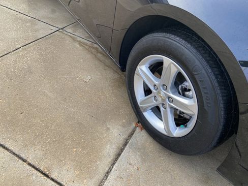 Used 2024 Chevrolet Malibu LT image 31