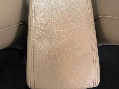 Used 2018 Hyundai Elantra Limited FWD image 16