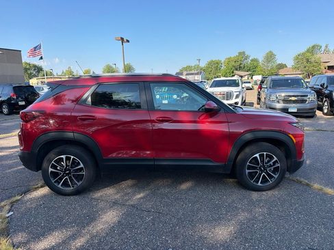 Used 2026 Chevrolet TrailBlazer LT AWD/4WD image 4