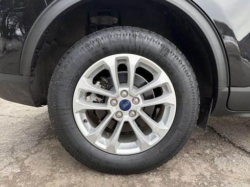 Used 2022 Ford Escape SE image 33