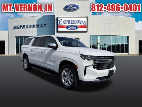 Used 2023 Chevrolet Suburban Premier AWD/4WD image 5