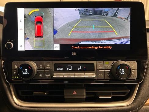 Used 2024 Toyota Grand Highlander AWD image 34